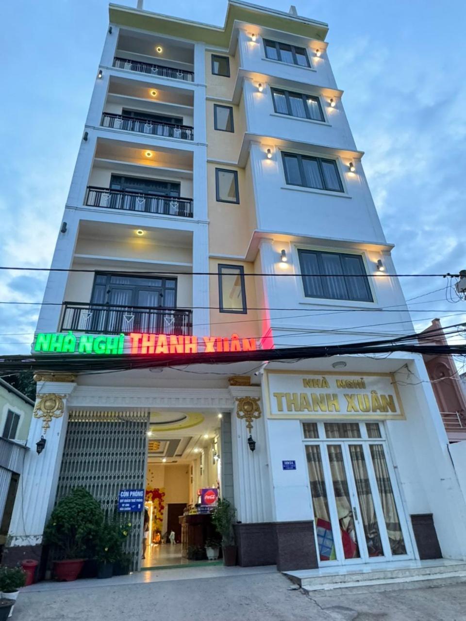Nha Nghi Thanh Xuan- Co Cho Thue Xe May Va Xuat Hoa Don Ap Dong An Bagian luar foto